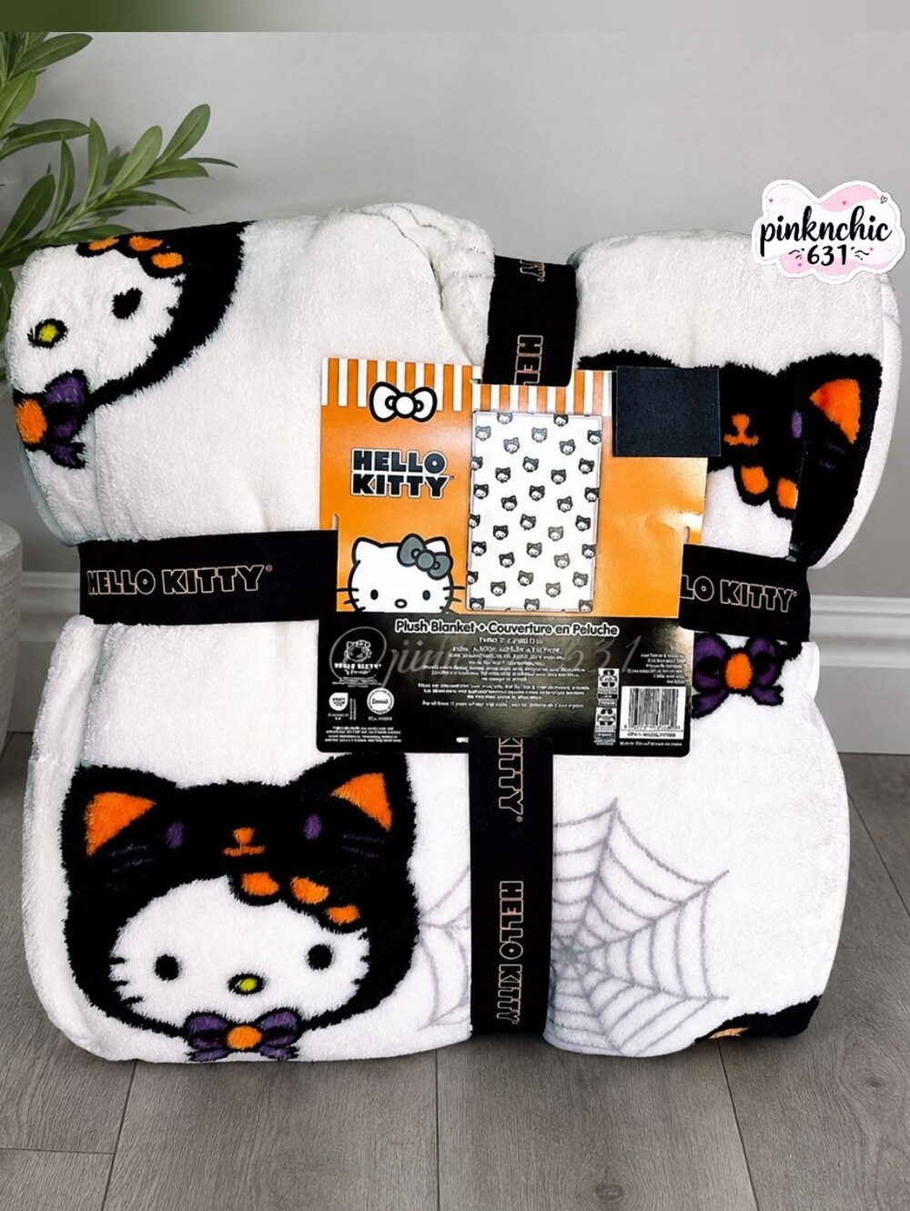 Sanrio Hello Kitty Plush TWIN Halloween Throw Blanket Cat Costume Spider Webs